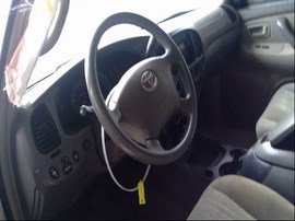 2005 TOYOTA TUNDRA, SILVER, SR5, CREW CAB, 4.7L, AT. 2WD.  Z25990